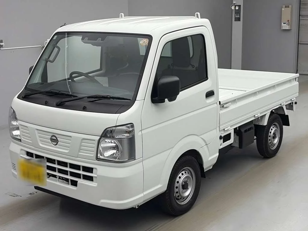 Nissan NT100 Clipper DR16T 2026